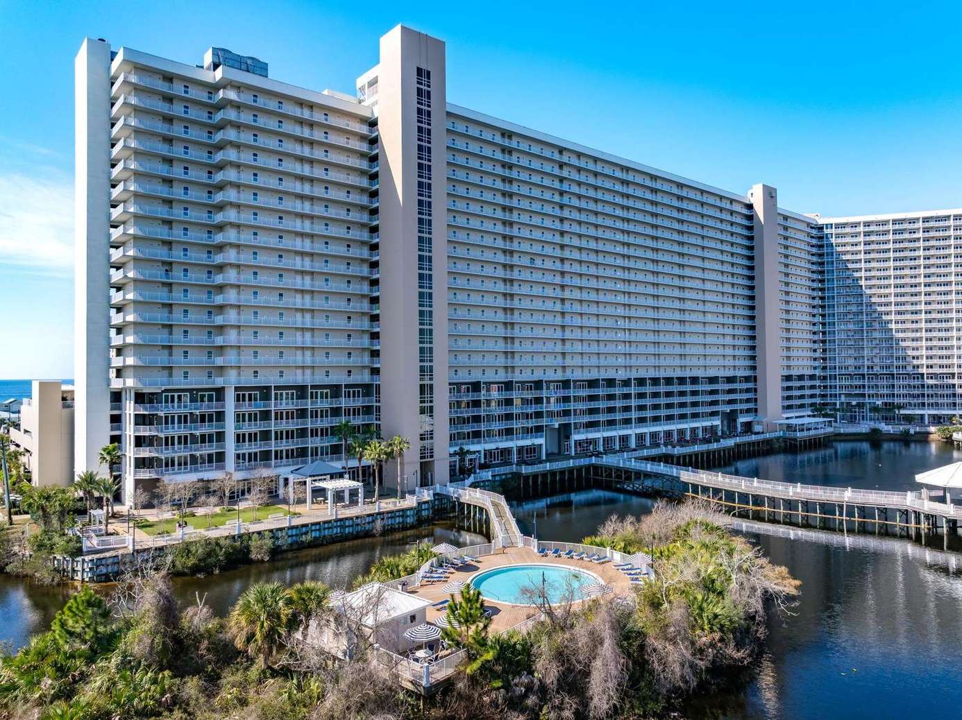 Laketown Wharf #2032 | Coastline Cove