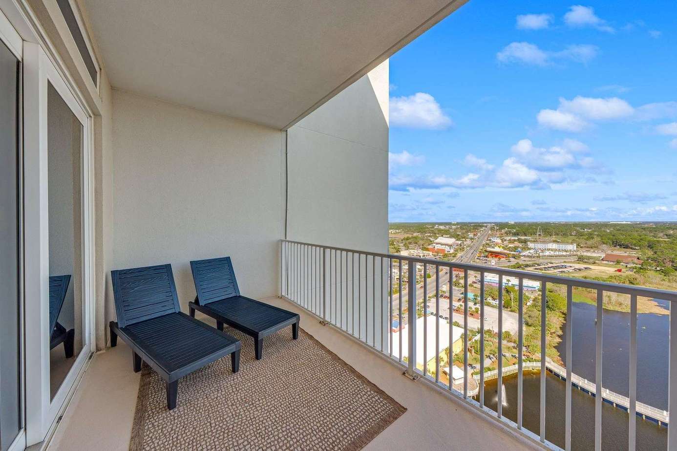 Laketown Wharf #2032 | Coastline Cove