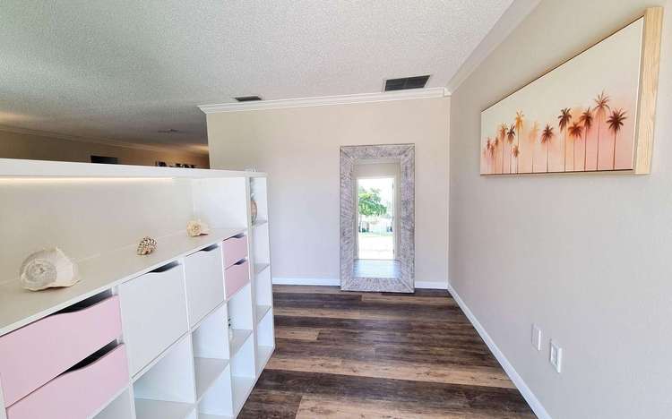Pool Home – 5302 36TH AVENUE DR W