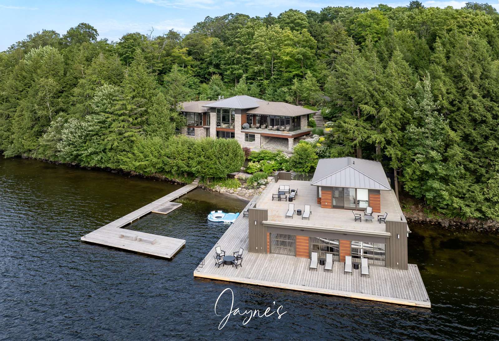 A Rosseau Timelapse Preview 0