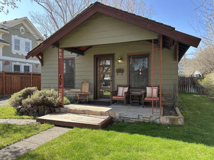 Crabapple Cottage Preview 0