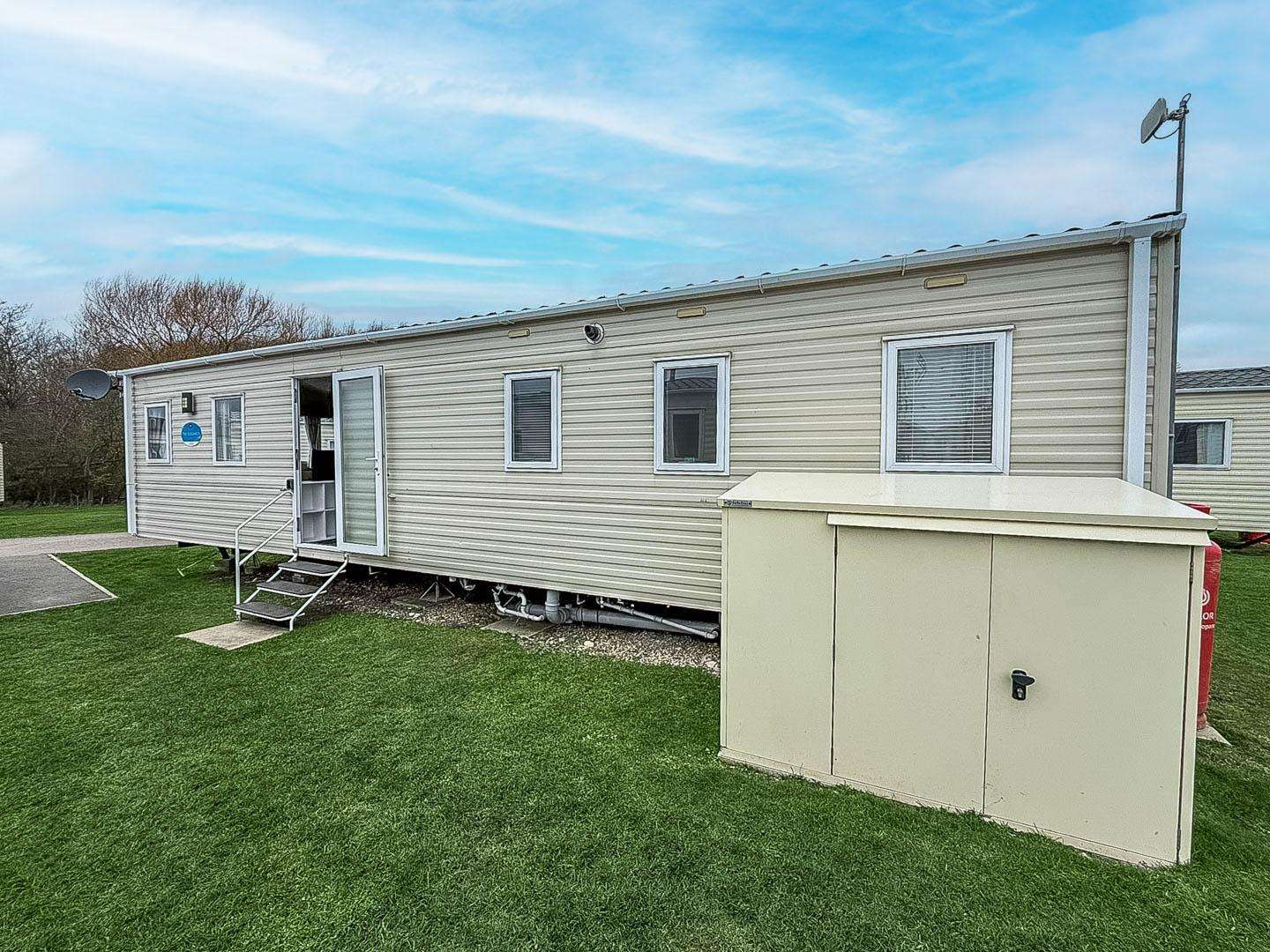 Kessingland Beach Parkdean offers unforgettable static caravan holidays, complete with a comfortable living room in a caravan, making it an ideal spot for short stays with your loved ones. - property