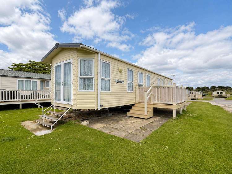 35076AF⭐ – Ashfield, 3 bed, 8 berth caravan with side decking, D/G and C/H. Ruby rated. Preview 0