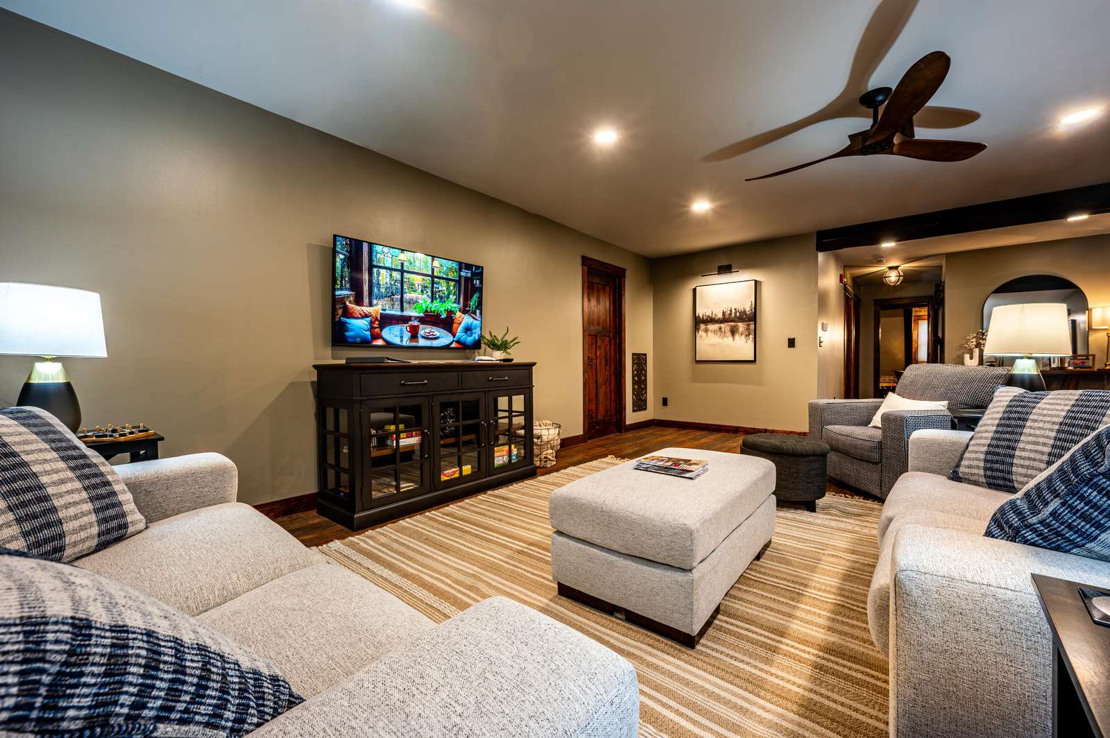 Rustic and Refined Downtown | Walk to Shops & Dine - property