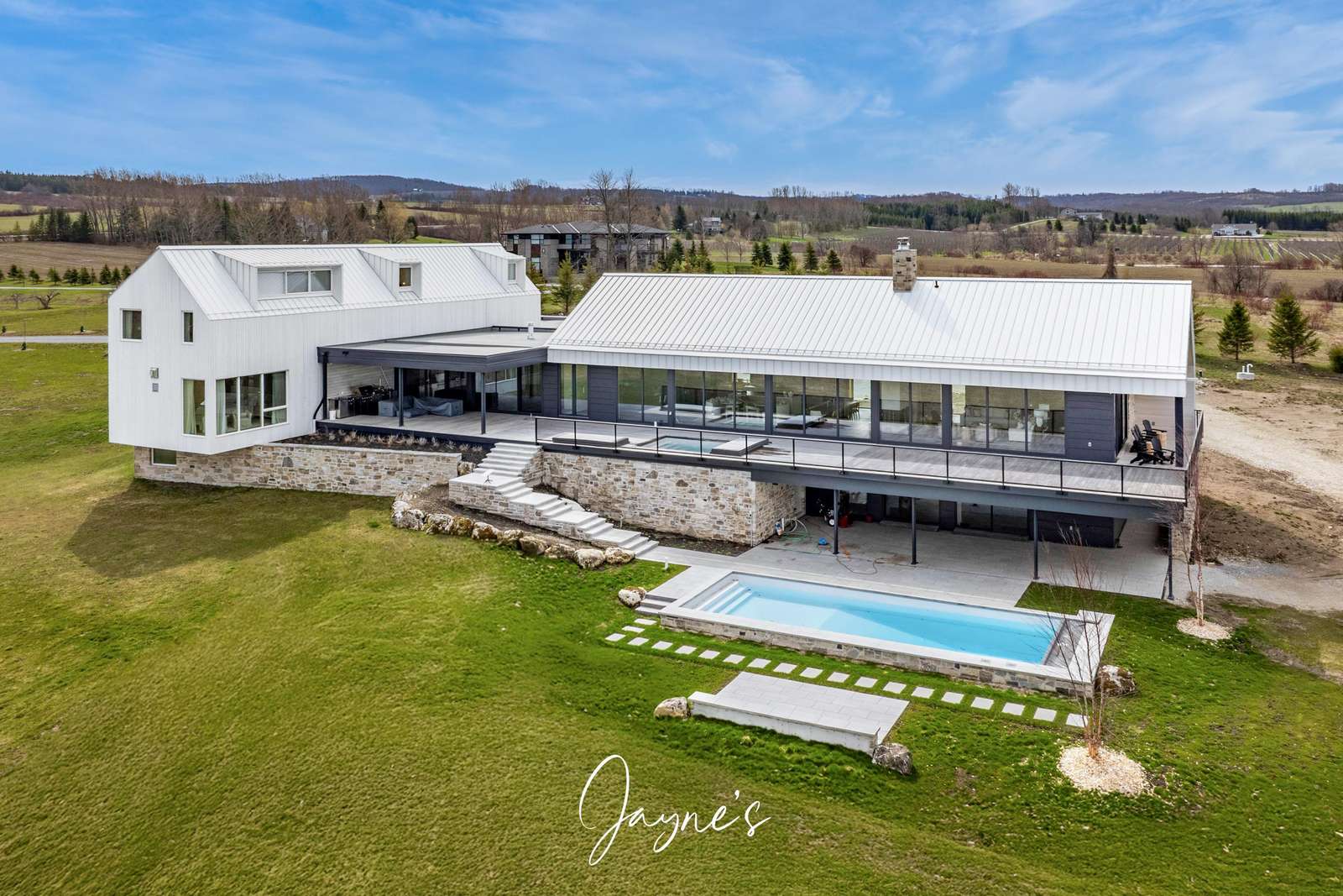 Georgian Valley Farm Preview 0