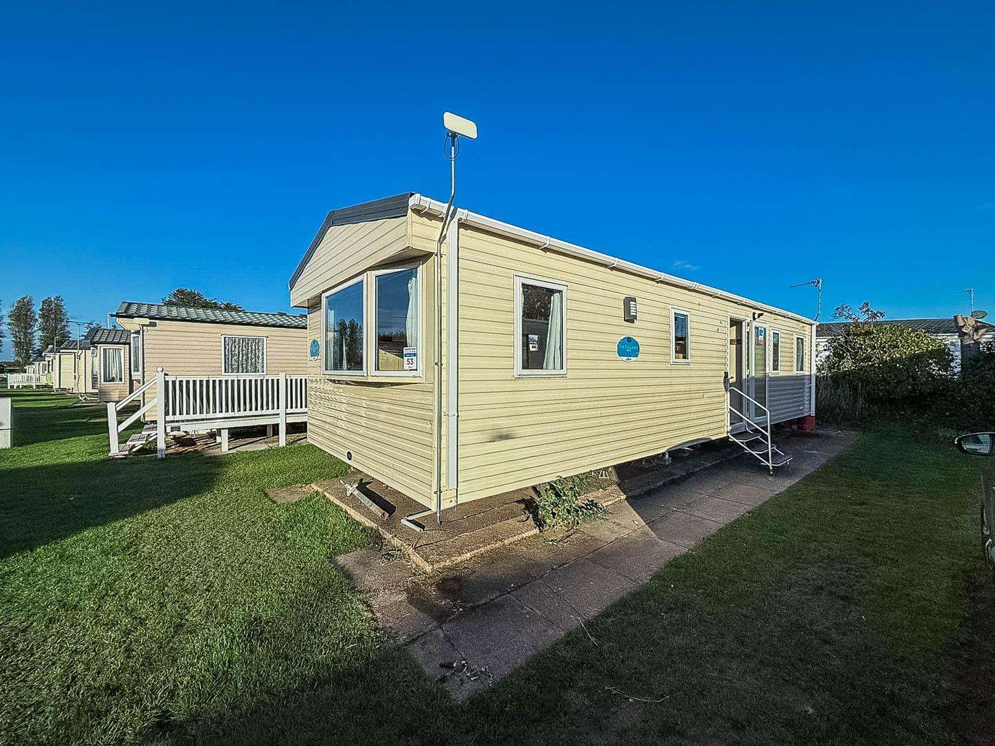 Discover the perfect base for your next UK holidays in this lovely 8 berth dog-friendly caravan with decking located on Manor Park Holiday Park, Hunstanton, and explore the stunning Norfolk coast. - property