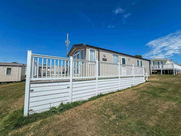 46112V⭐ – Valley Farm, 3 bed, 8 berth caravan with decking, C/H and D/G. Diamond rated. Preview 0