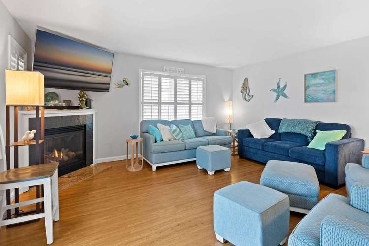 677 | 17 K Street #7 | Linens Included Preview 0