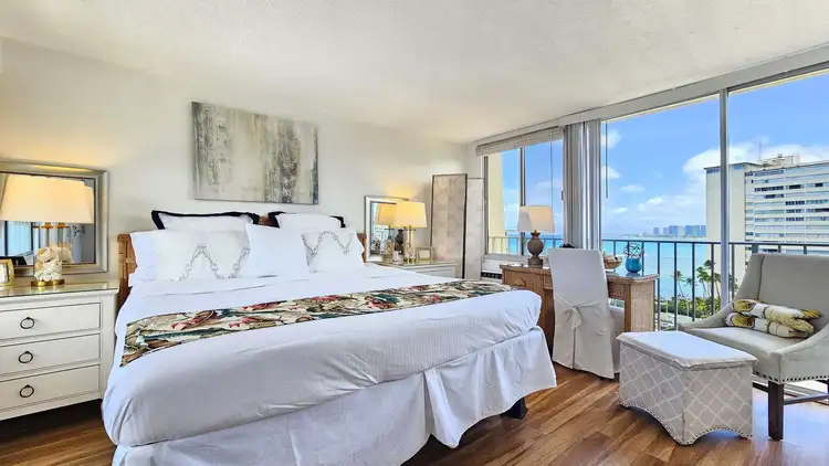 Diamond Head Penthouse Studio PH 02 Preview 0