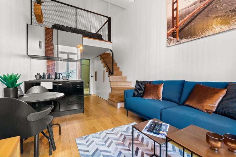 Mere 8-1 Loft Preview 0