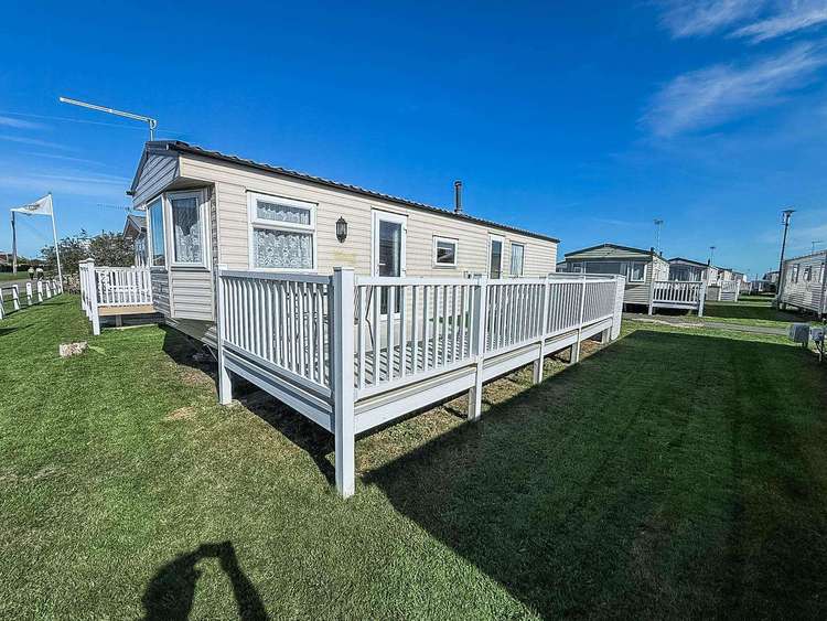 65054EB⛱️ – Eastern Beach, 3 bed, 8 berth caravan with decking area. Ruby rated. Preview 0