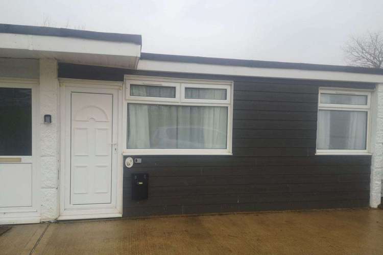 97009S⛱️ – Sandown Bay, 2 bed, 4 berth chalet. Ruby rated. Preview 0