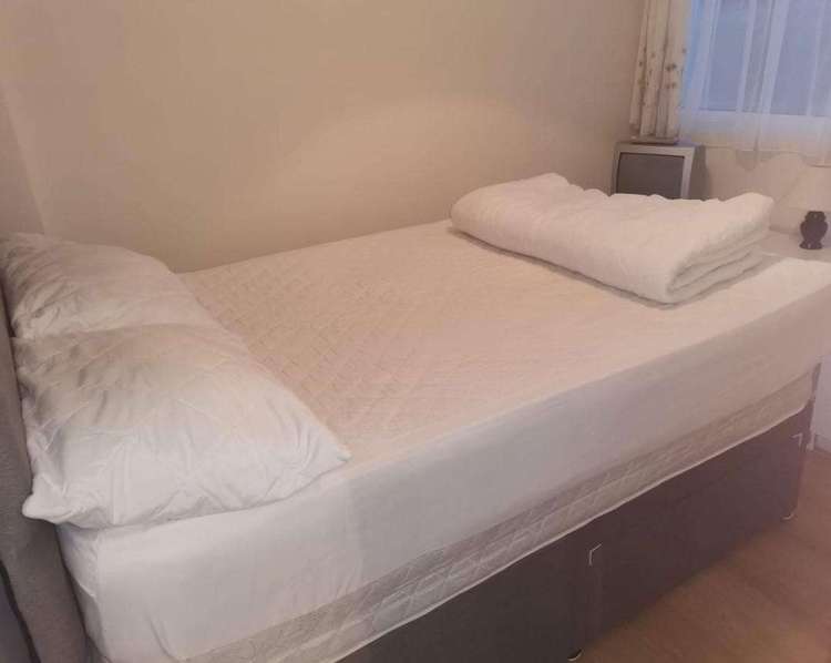 97009S⛱️ – Sandown Bay, 2 bed, 4 berth chalet. Ruby rated. Preview 5