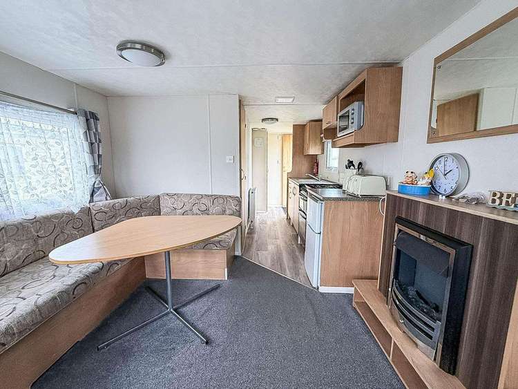 50010B⭐ – Bittern, 2 bed, 6 berth caravan with D/G and C/H. Ruby rated Preview 4