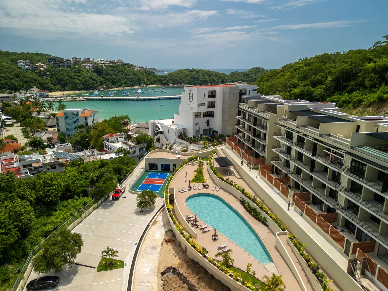 105485 – Niru Las Casitas - property