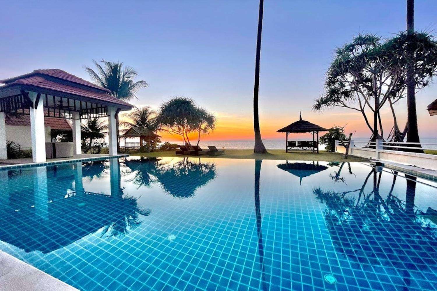 Malee Beachfront Villa E6 Preview 0