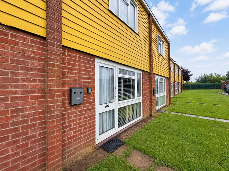 18161B⛱️ – Bermuda, 3 bed, 8 berth chalet in Hemsby with D/G. Diamond rated. Preview 2
