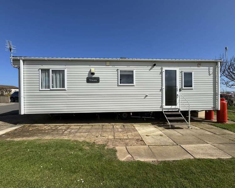 71002D⭐ – Deer, 2 bed, 6 berth caravan with double glazing and central heating. Opal rated. Preview 0