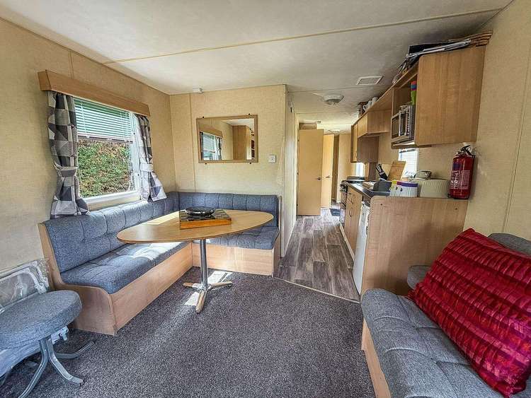 10029RP⭐ – Roman Parade (at Yare village) 3 bed, 8 berth caravan. Emerald rated. Preview 4