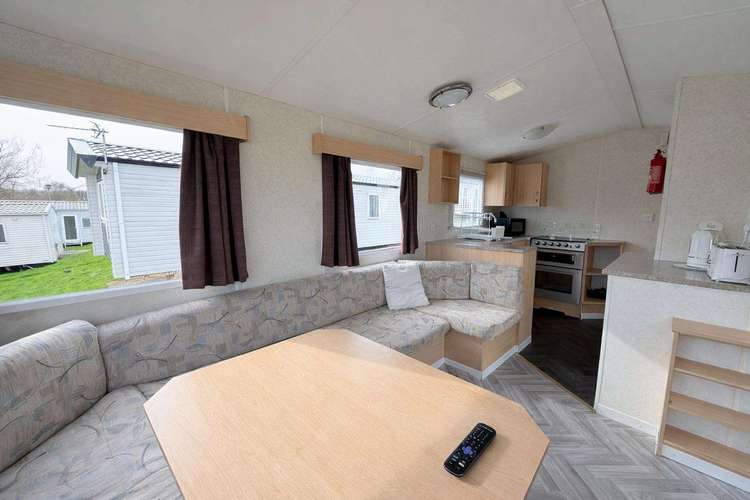 71009R⭐ – Robin Area, 2 bed, 6 berth caravan. Emerald rated. Preview 4