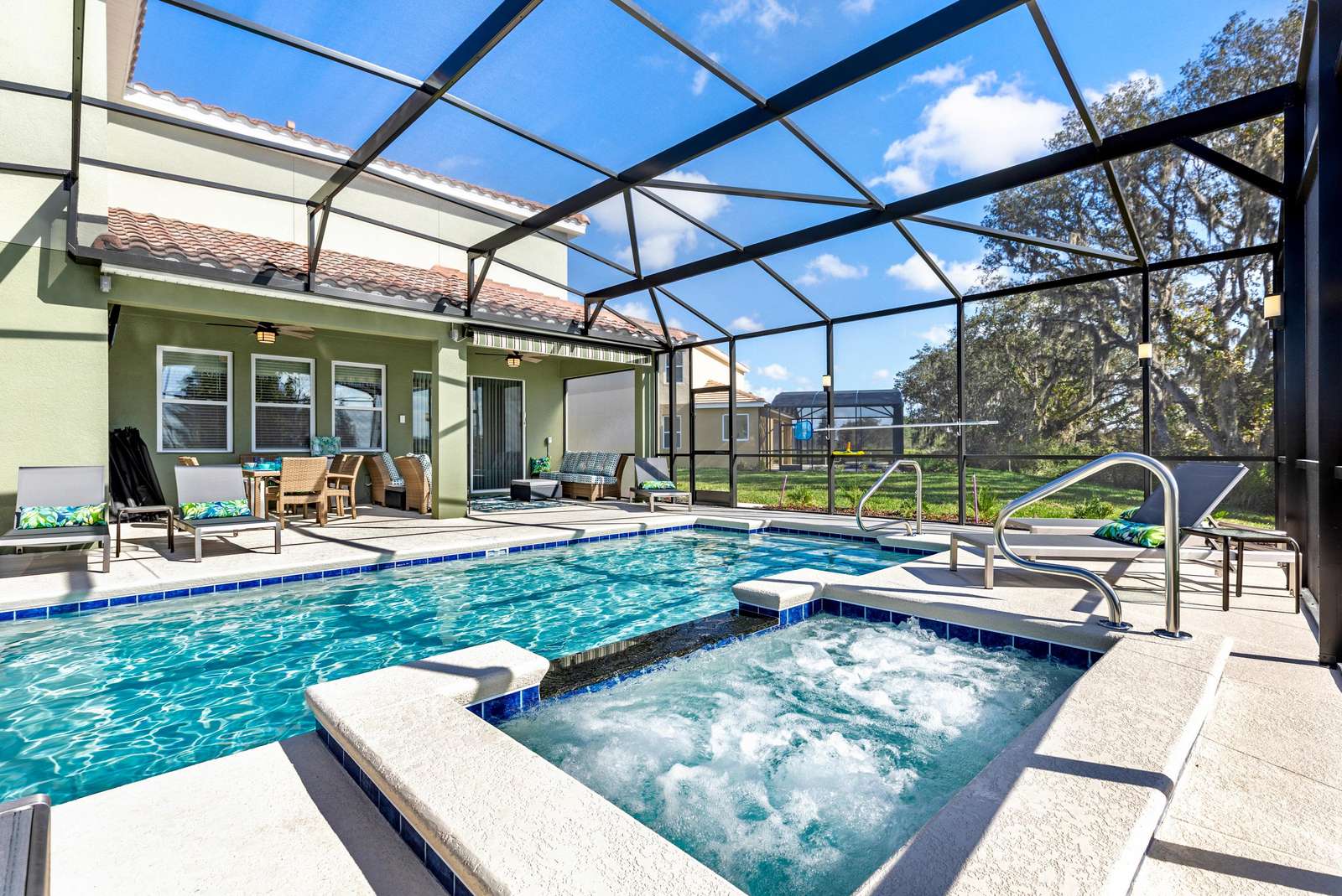 Salty Oak Villa Preview 0
