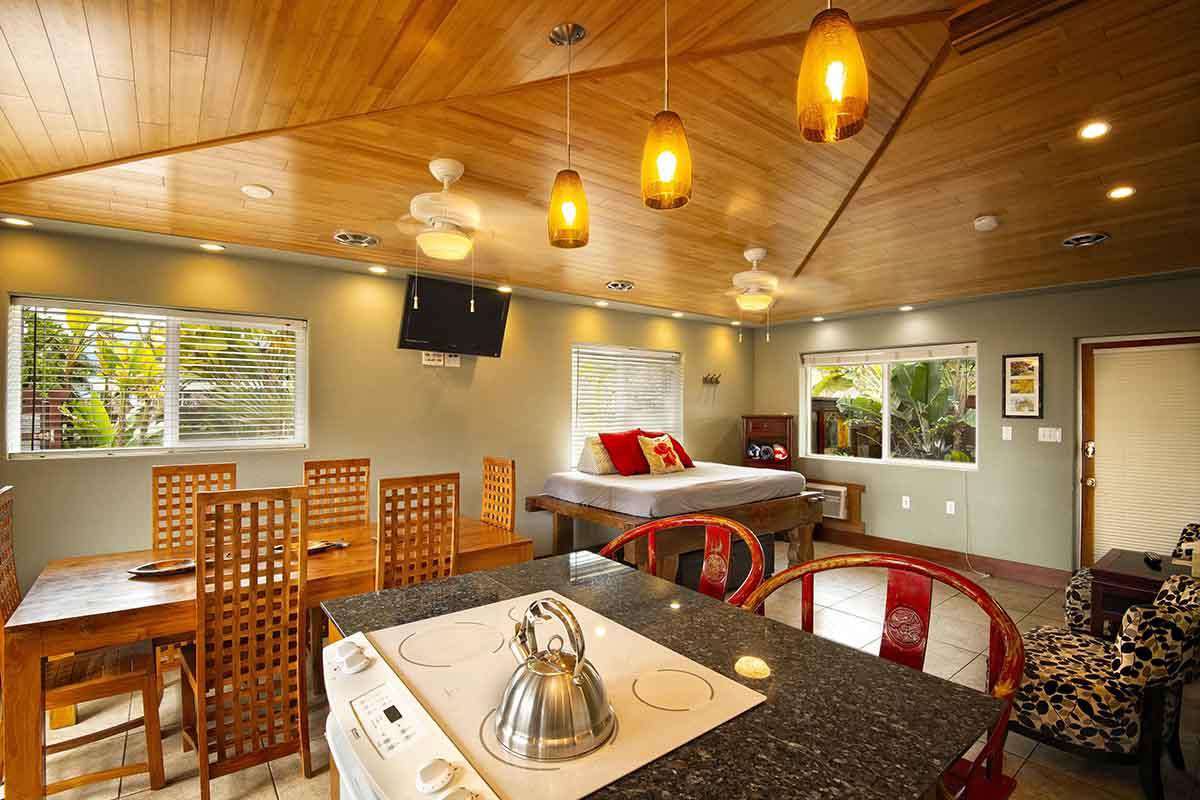Bamboo 2- 2 bedroom/2 bath at Tiki Moon Villas Preview 0