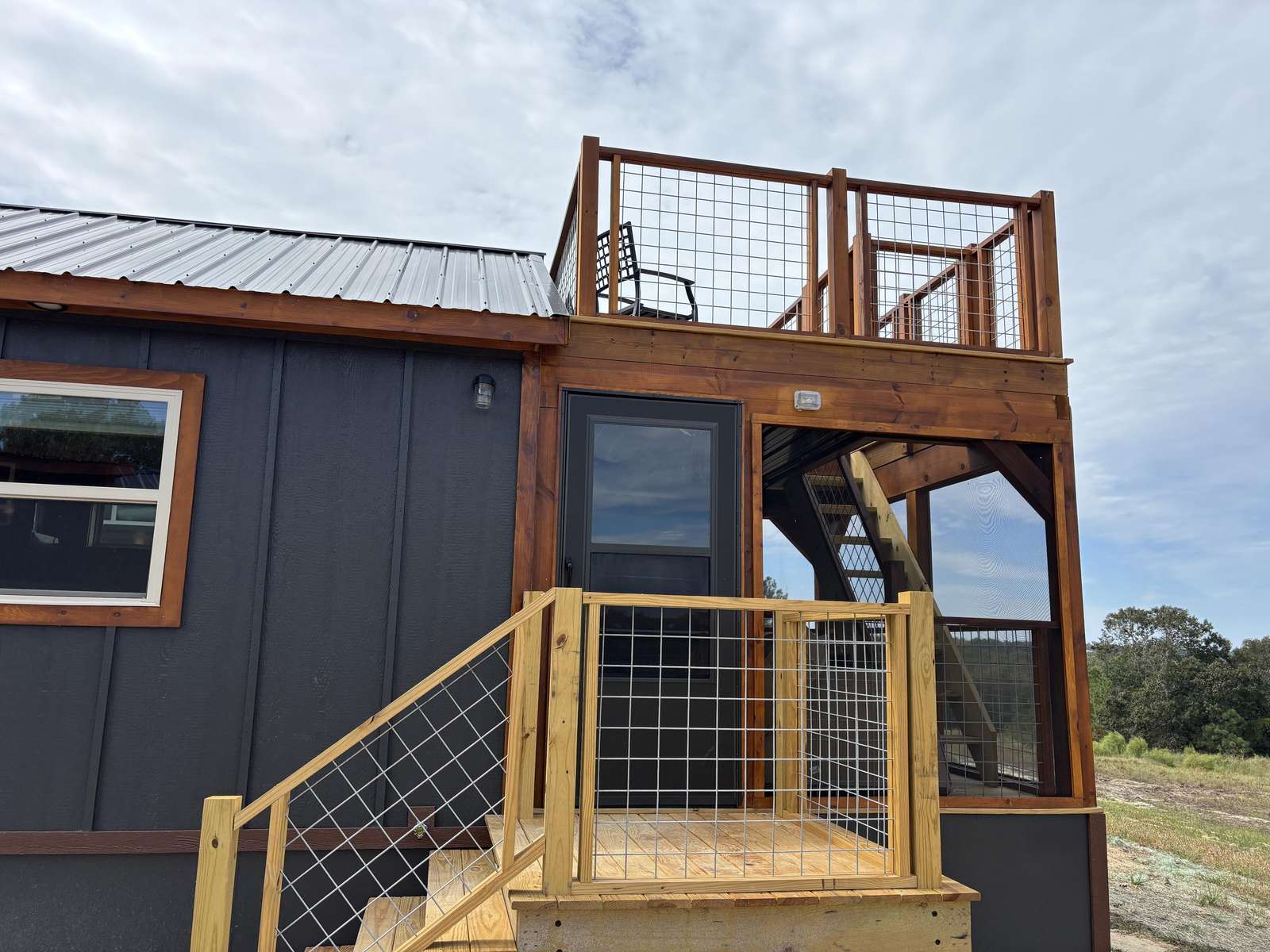 Cottage #5 The Mustang Preview 0