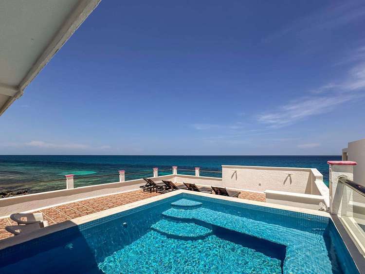 Casa Perla – Third Floor Studio Preview 0