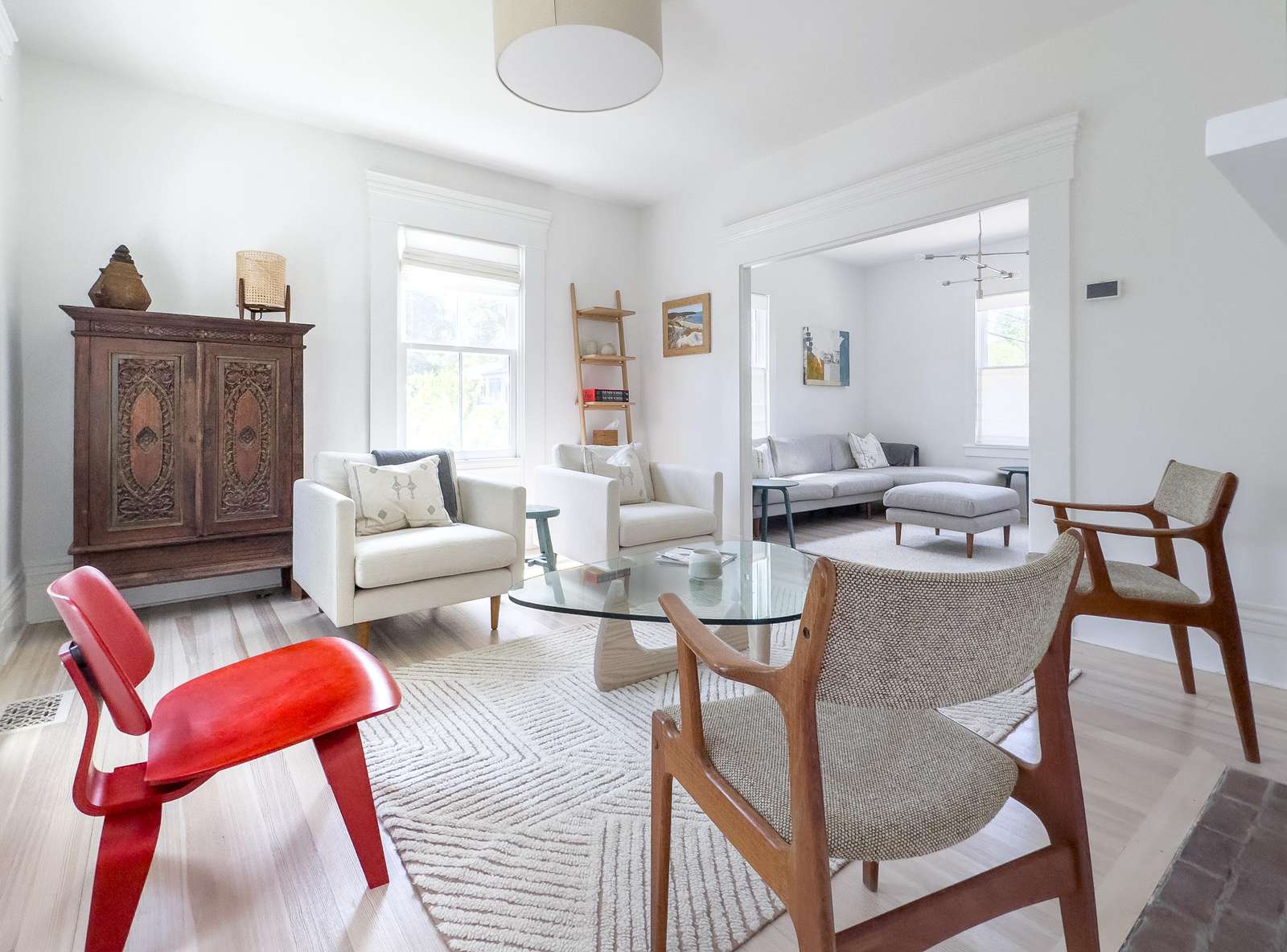 Historic Victorian Gem in the Heart of Vineyard Haven Preview 0
