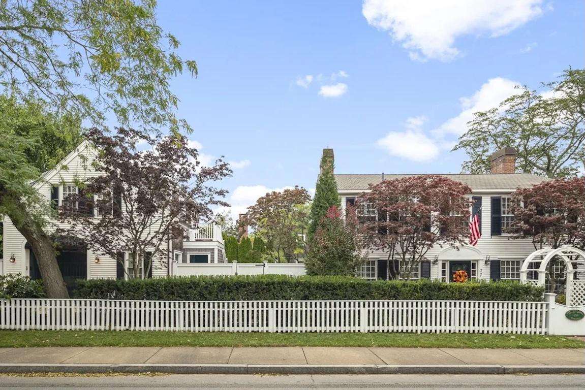 Historic Edgartown Estate with Heated Pool & Spa Preview 0