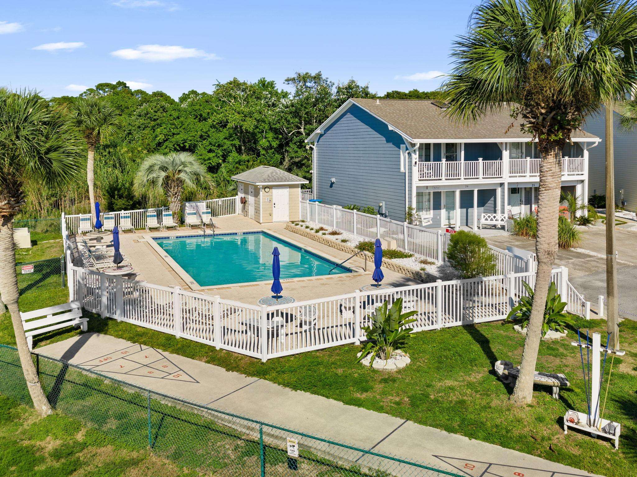 8 Chateau Rd | Carpe Beachem