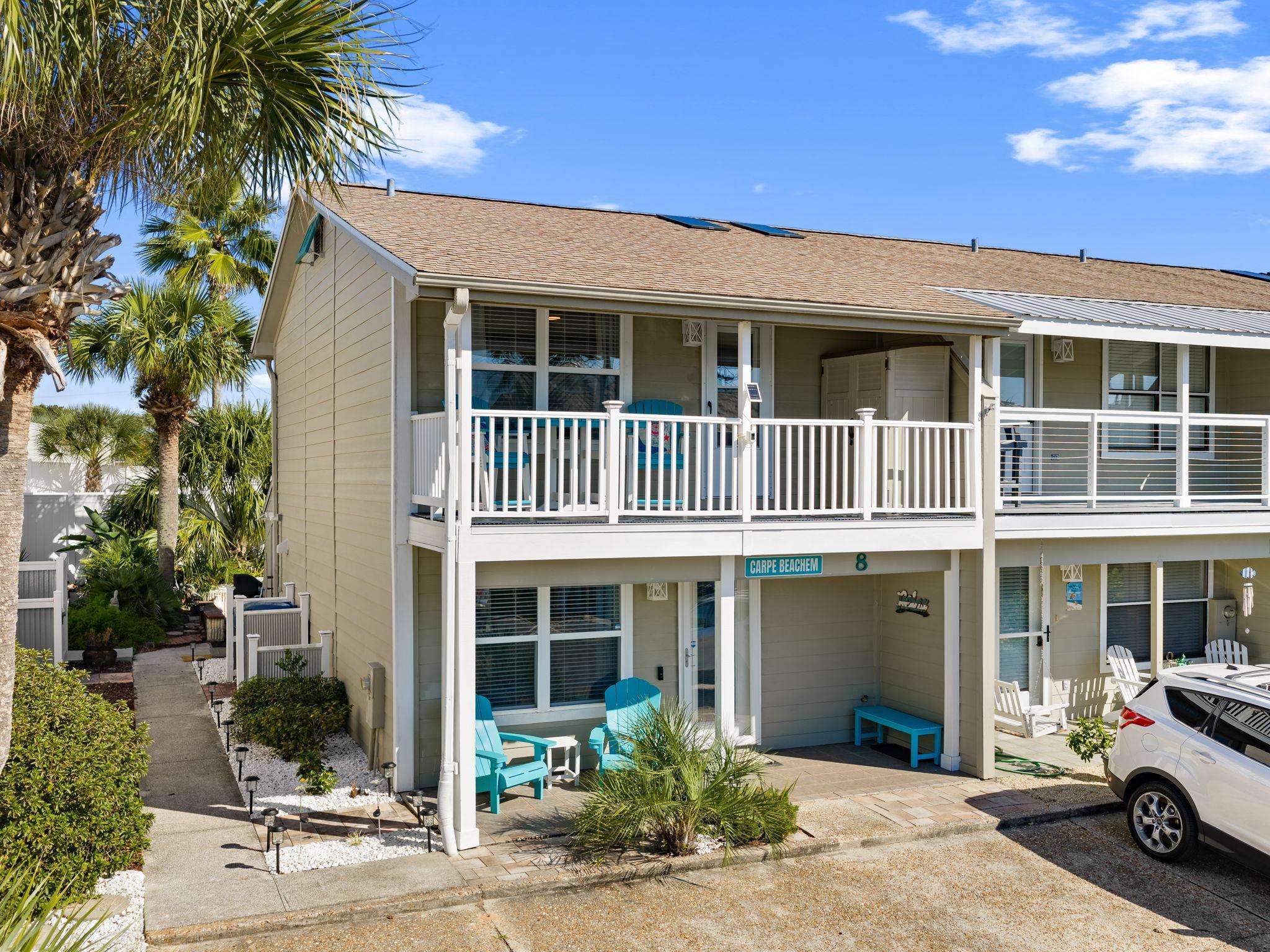 8 Chateau Rd | Carpe Beachem