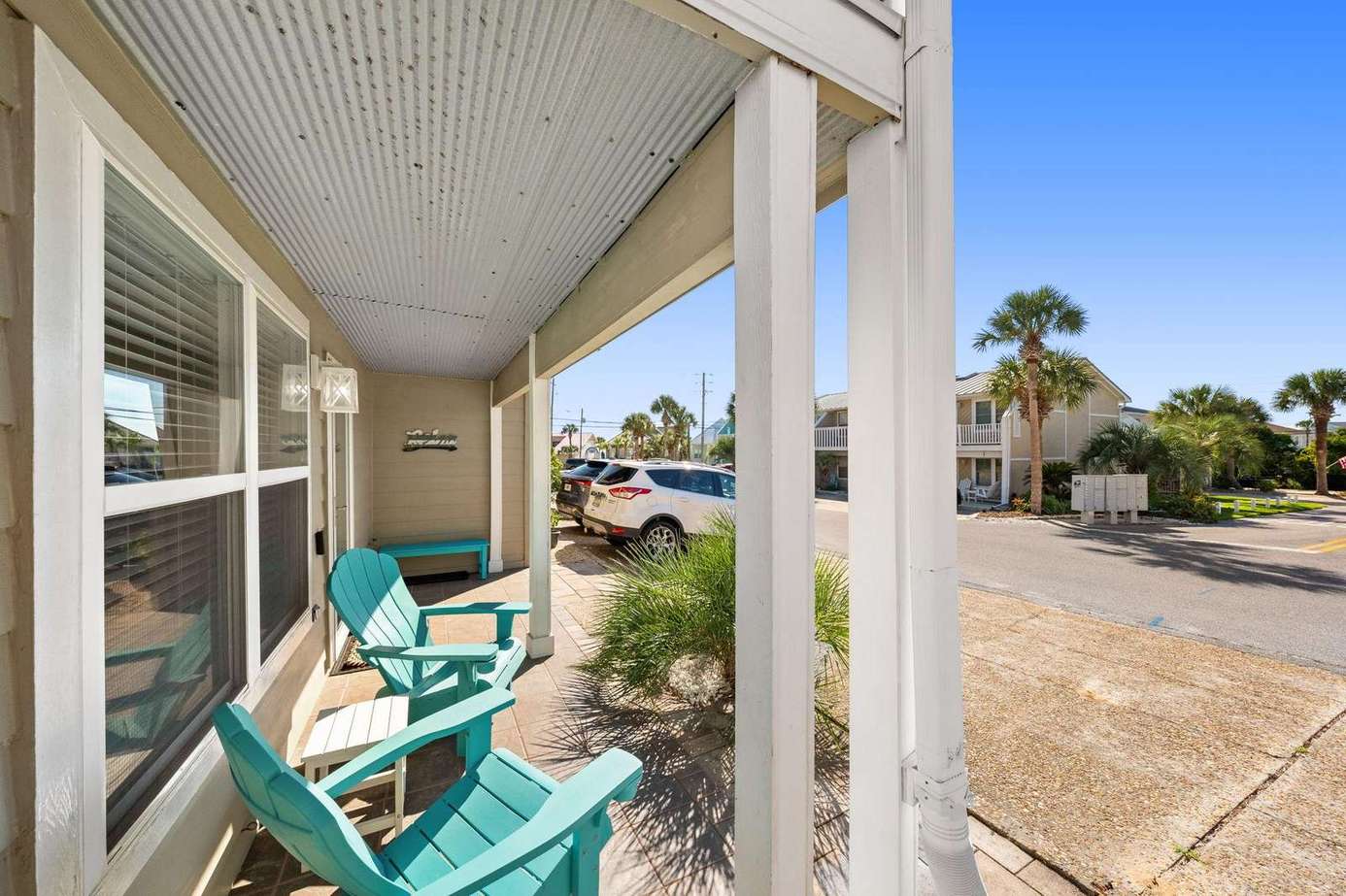 8 Chateau Rd | Carpe Beachem