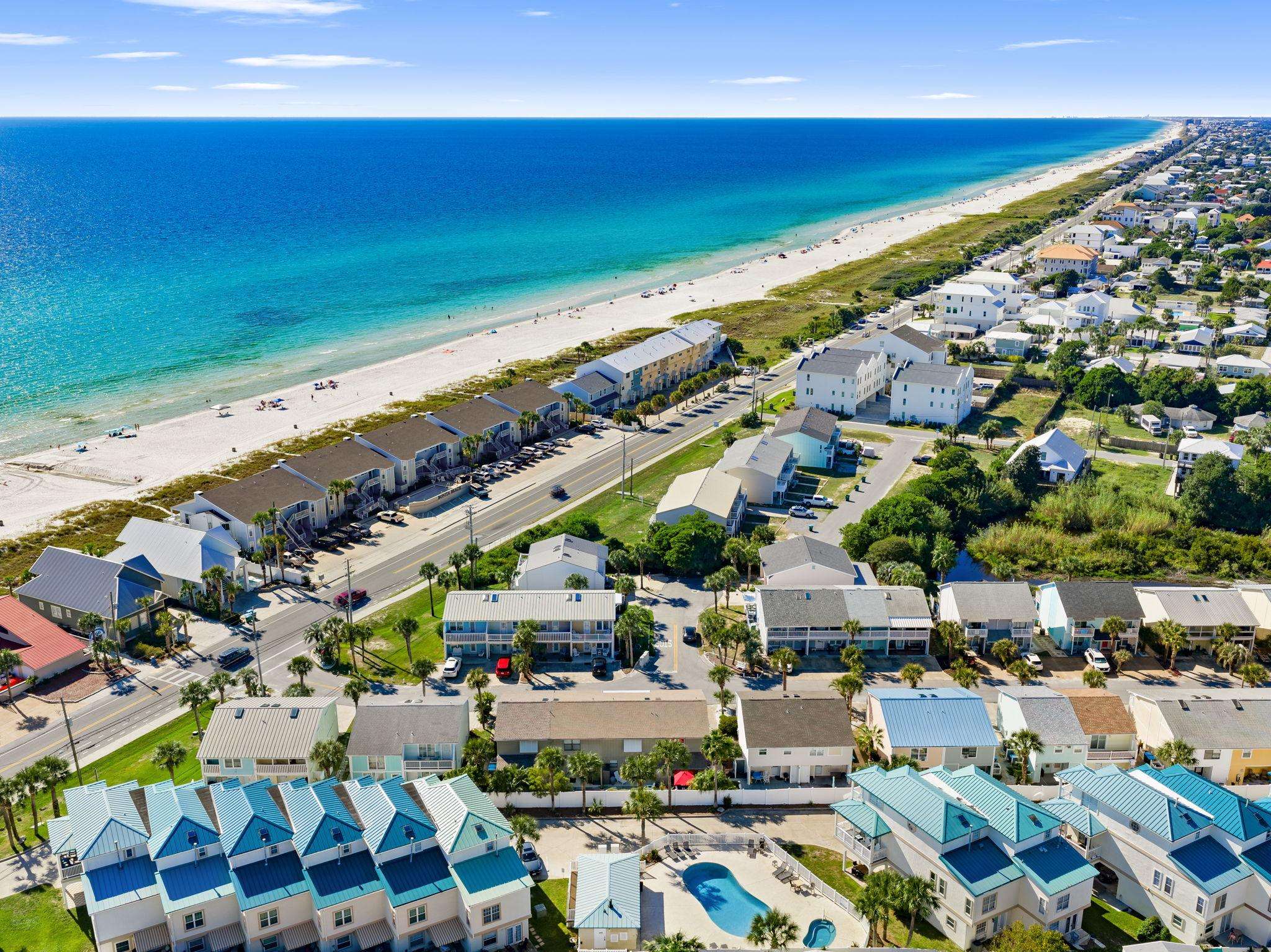 8 Chateau Rd | Carpe Beachem