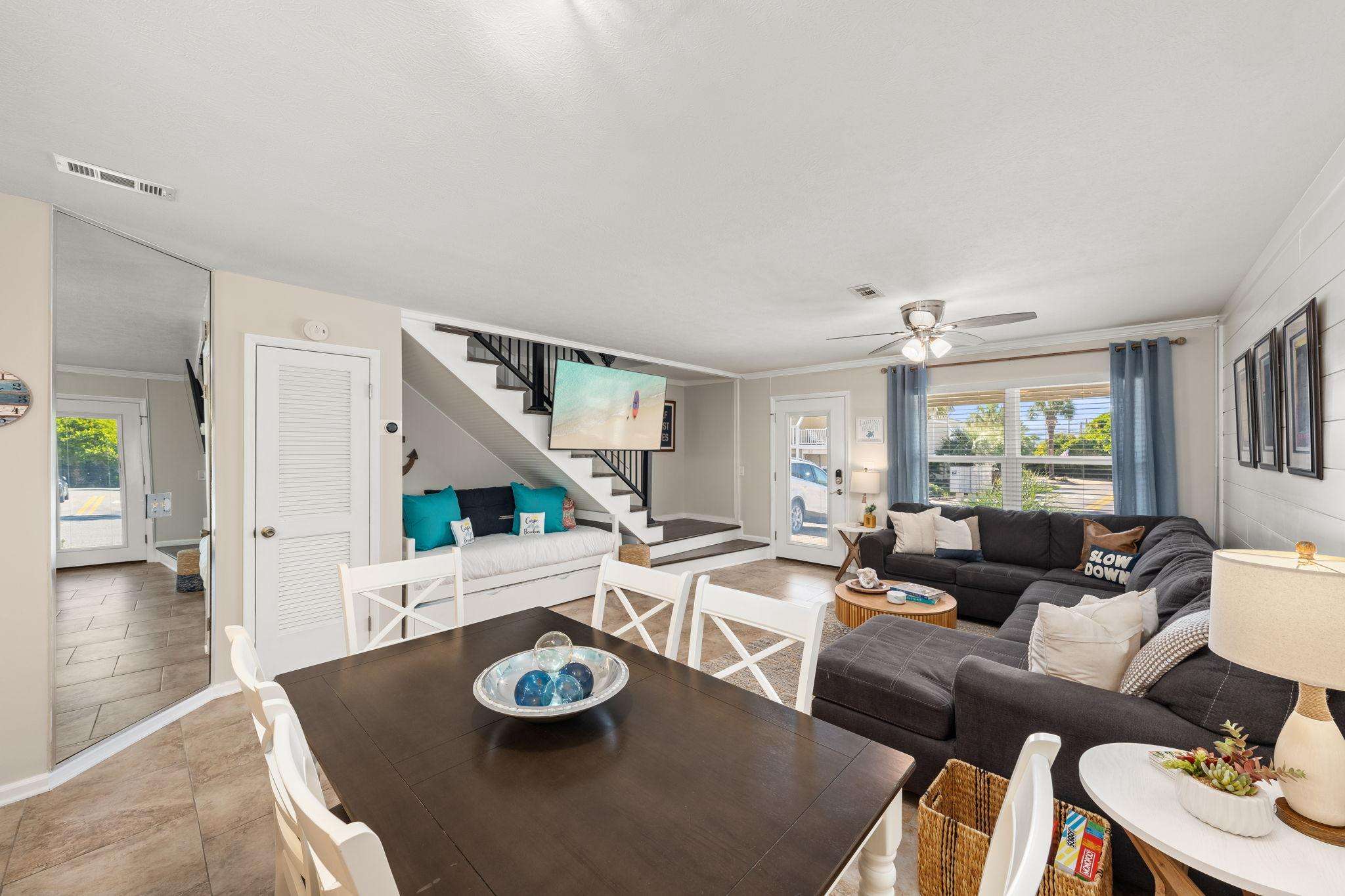 8 Chateau Rd | Carpe Beachem