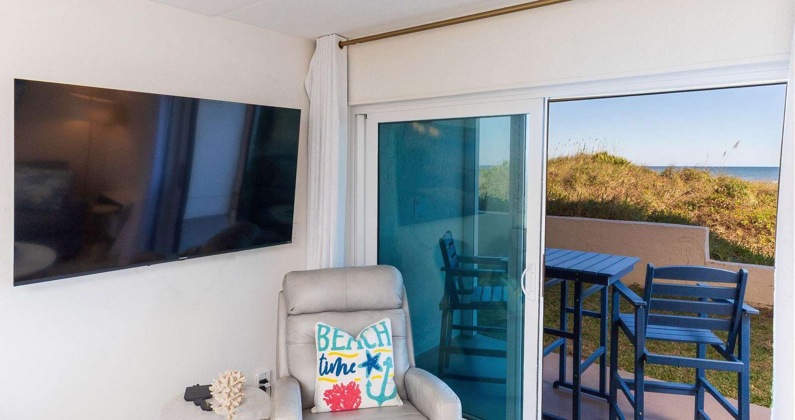 Beachfront Bliss – #126 Preview 1