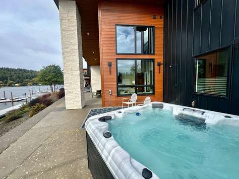 Modern Luxury On The Rivers Edge In CDA