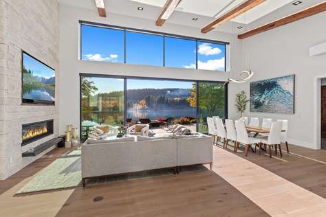 Modern Luxury On The Rivers Edge In CDA