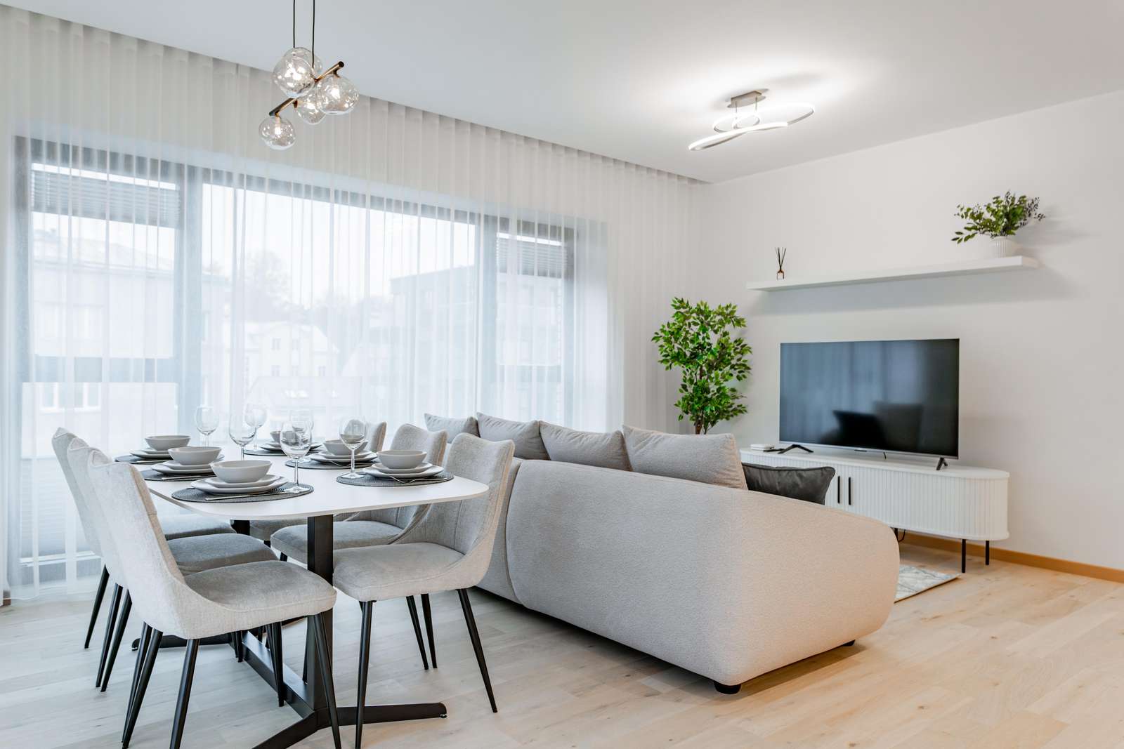 Kalaranna 8/6-28 (balcony) Preview 0