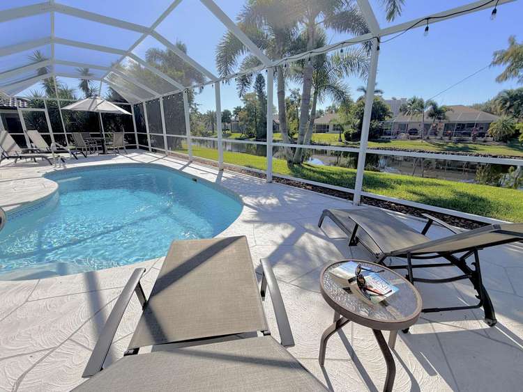 TOP FLORIDA's Villa Charming, a sparkling oasis in Cape Coral Preview 0
