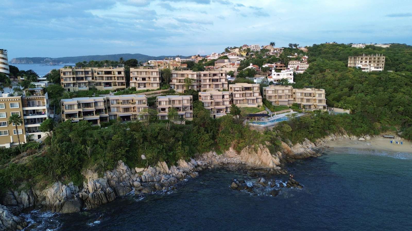 Amanecer J2 Preview 0