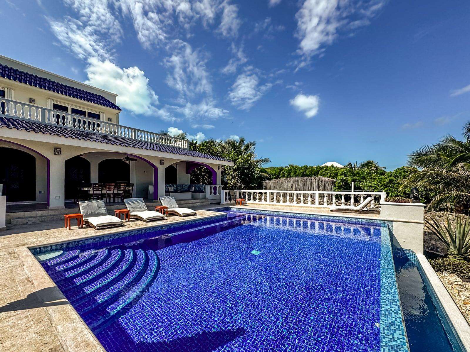 Pool - property