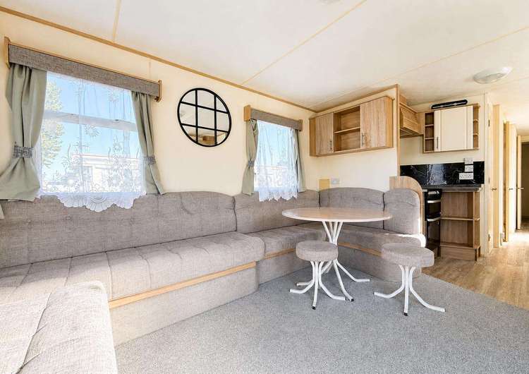 26263E⭐ – Evergreen area, 3 bed, 8 berth caravan. Emerald rated. Preview 4