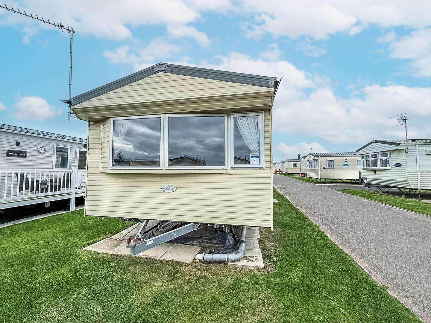 This is the perfect caravan for a family break in Norfolk, enjoy spending time all together on California Cliffs - property