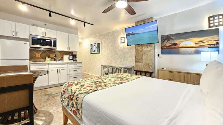 Waikiki Grand Suite 901 Preview 0