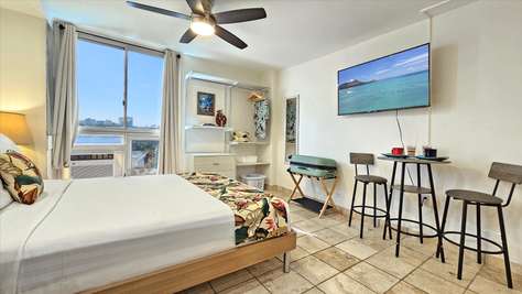 Waikiki Grand Suite 916