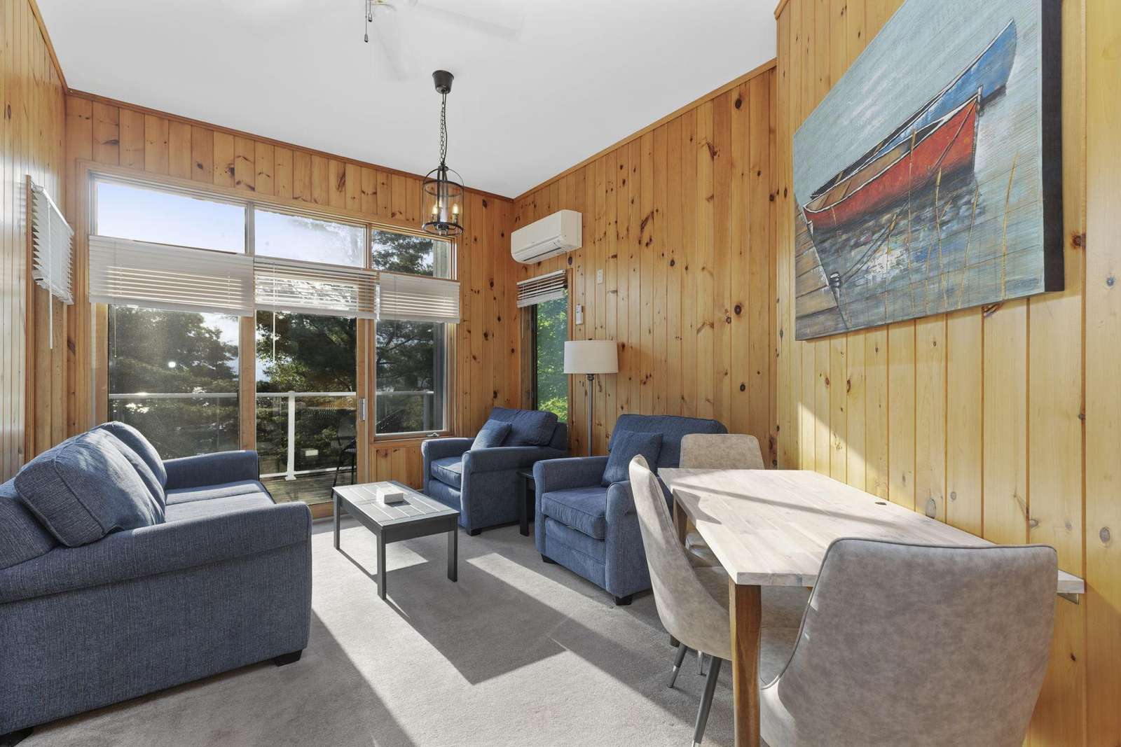 Port Cunnington-Great Blue Heron Suite #2 Preview 4