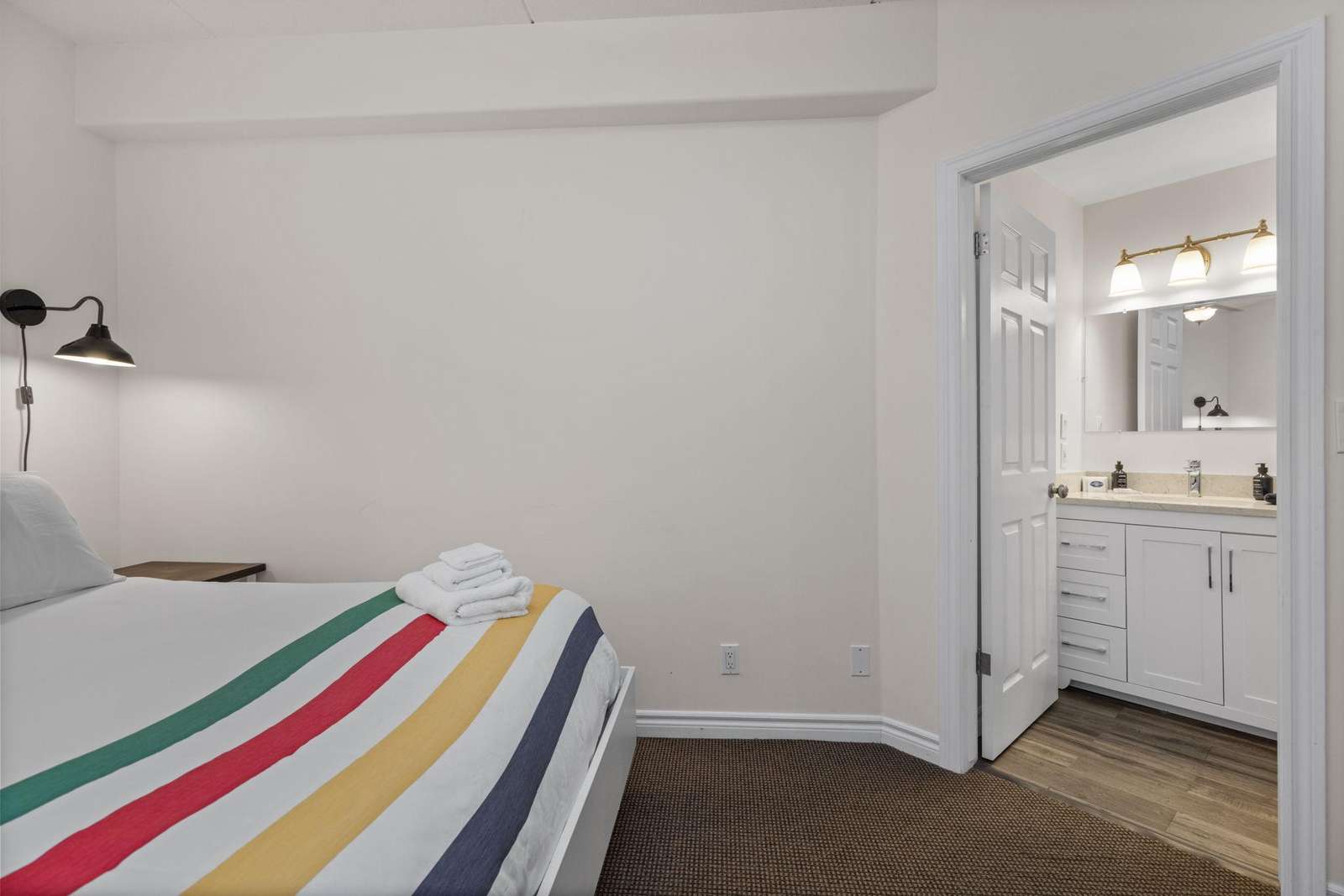Port Cunnington-Sandpiper Suites #5 Preview 3