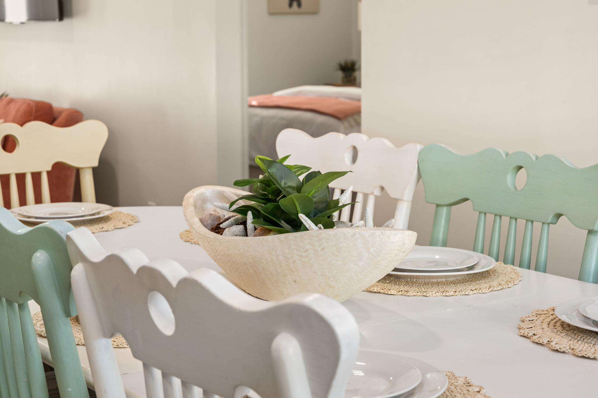 14204 Millcole Ave | Stay Awhile