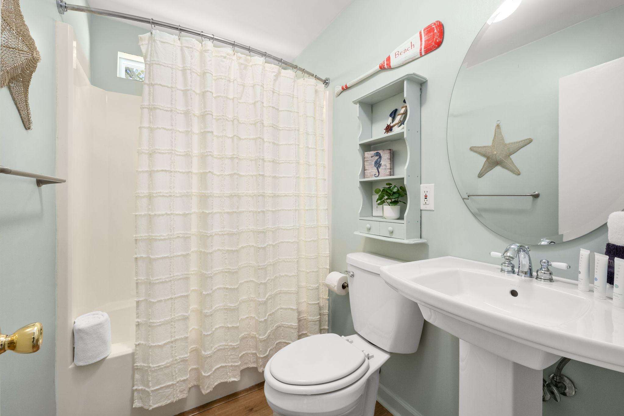 14204 Millcole Ave | Stay Awhile